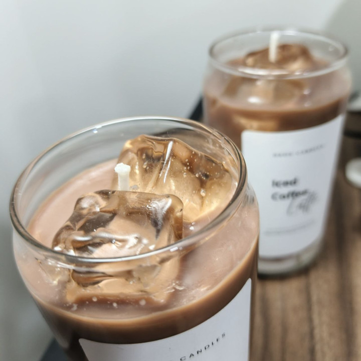 Iced coffee latte