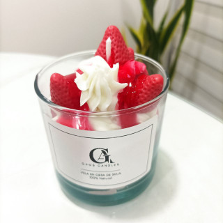 Vela decorativa fresas con crema